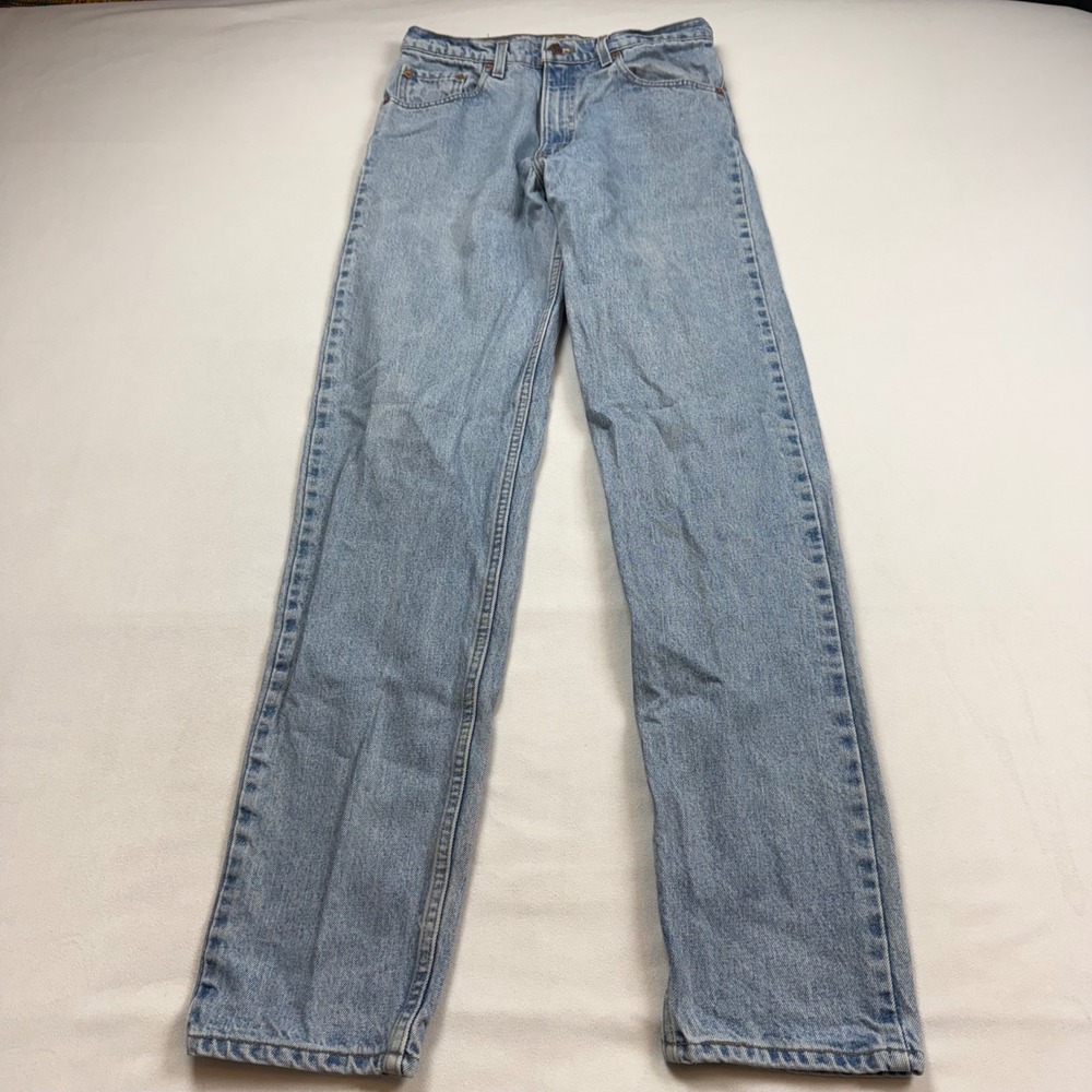 Vintage Levis 550 Relaxed Fit Tapered Leg Jeans Light Wash Made in USA 33x36